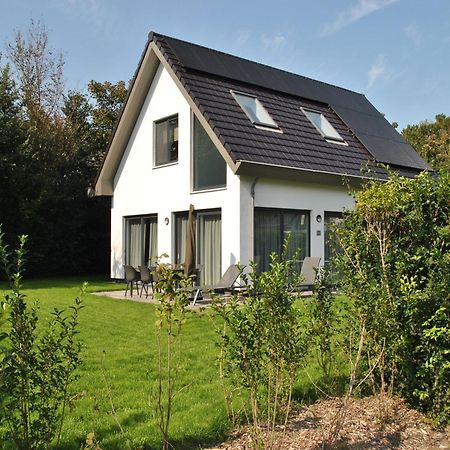 Holiday Home On Texel With Garden Westermient Exterior foto