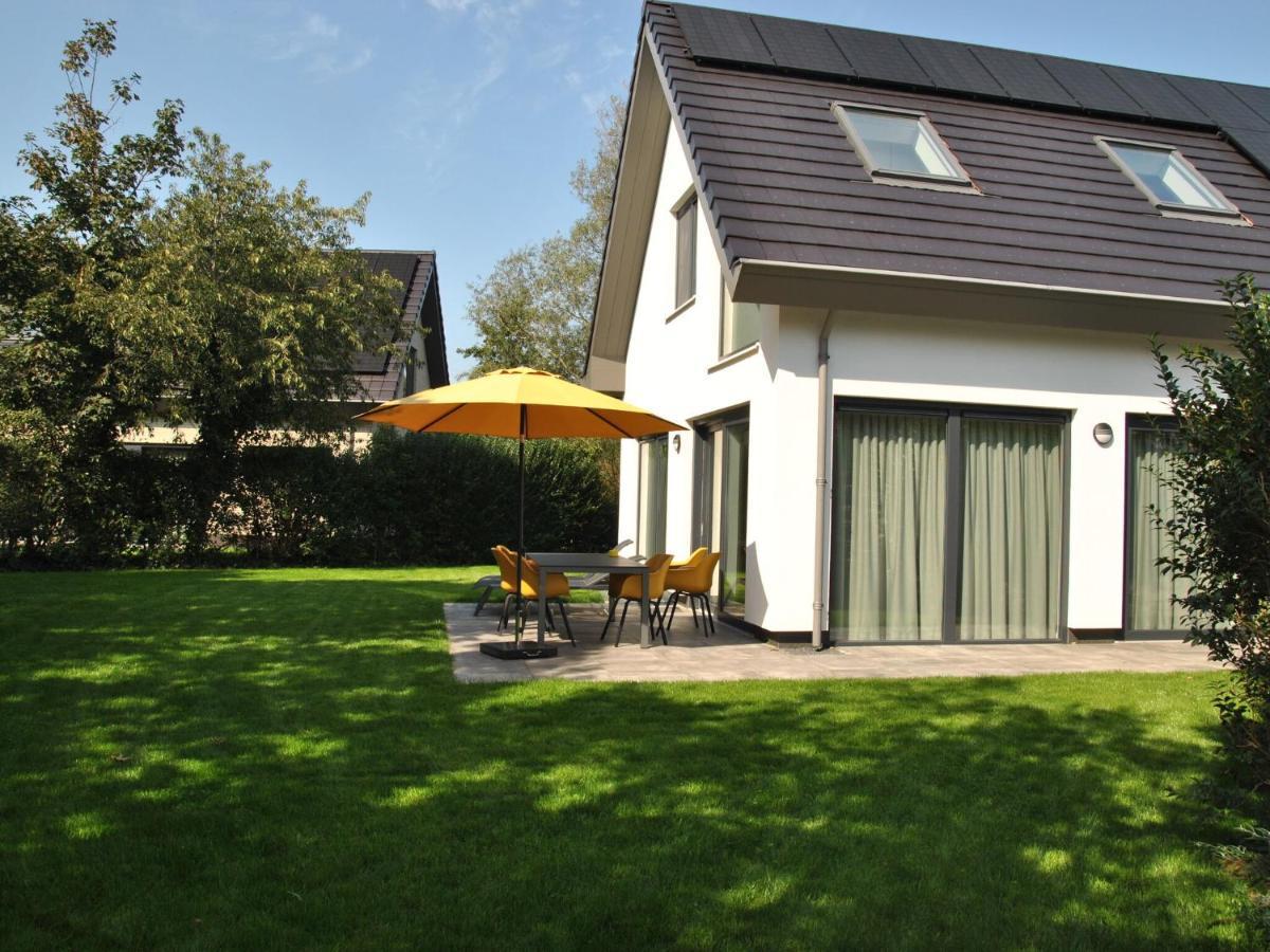 Holiday Home On Texel With Garden Westermient Exterior foto